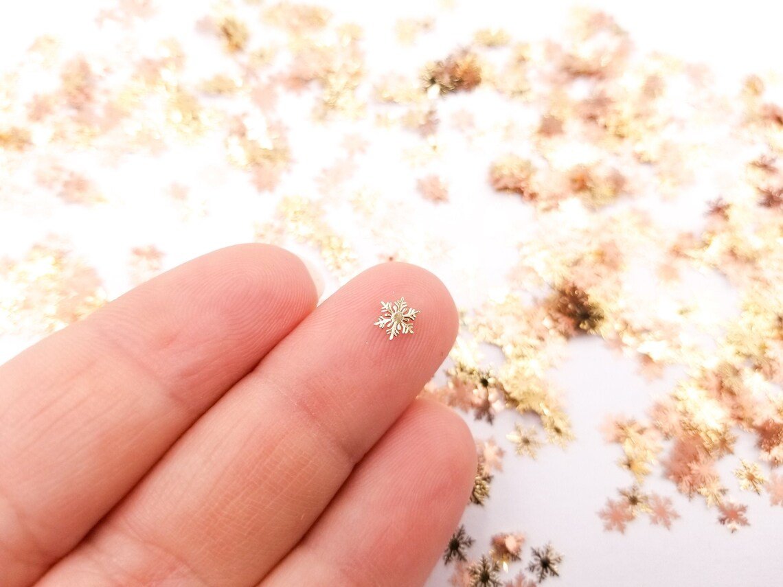 Tiny 5mm Gold Toned Metallic Snowflake Cabochons, Cute Kawaii Nail Snowflake Cabs jocad (50 Pieces)