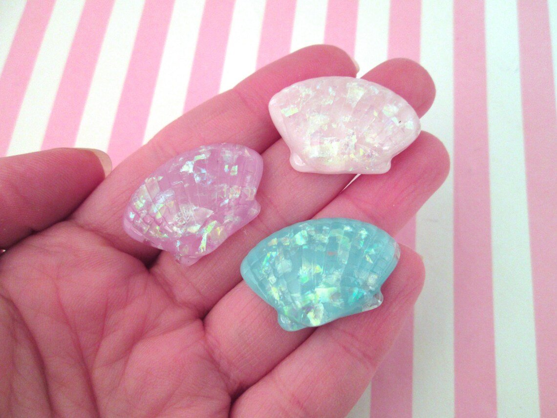 Assorted Pastel Seashell Cabochons, Glitter Seashells jocad (4 Pieces)