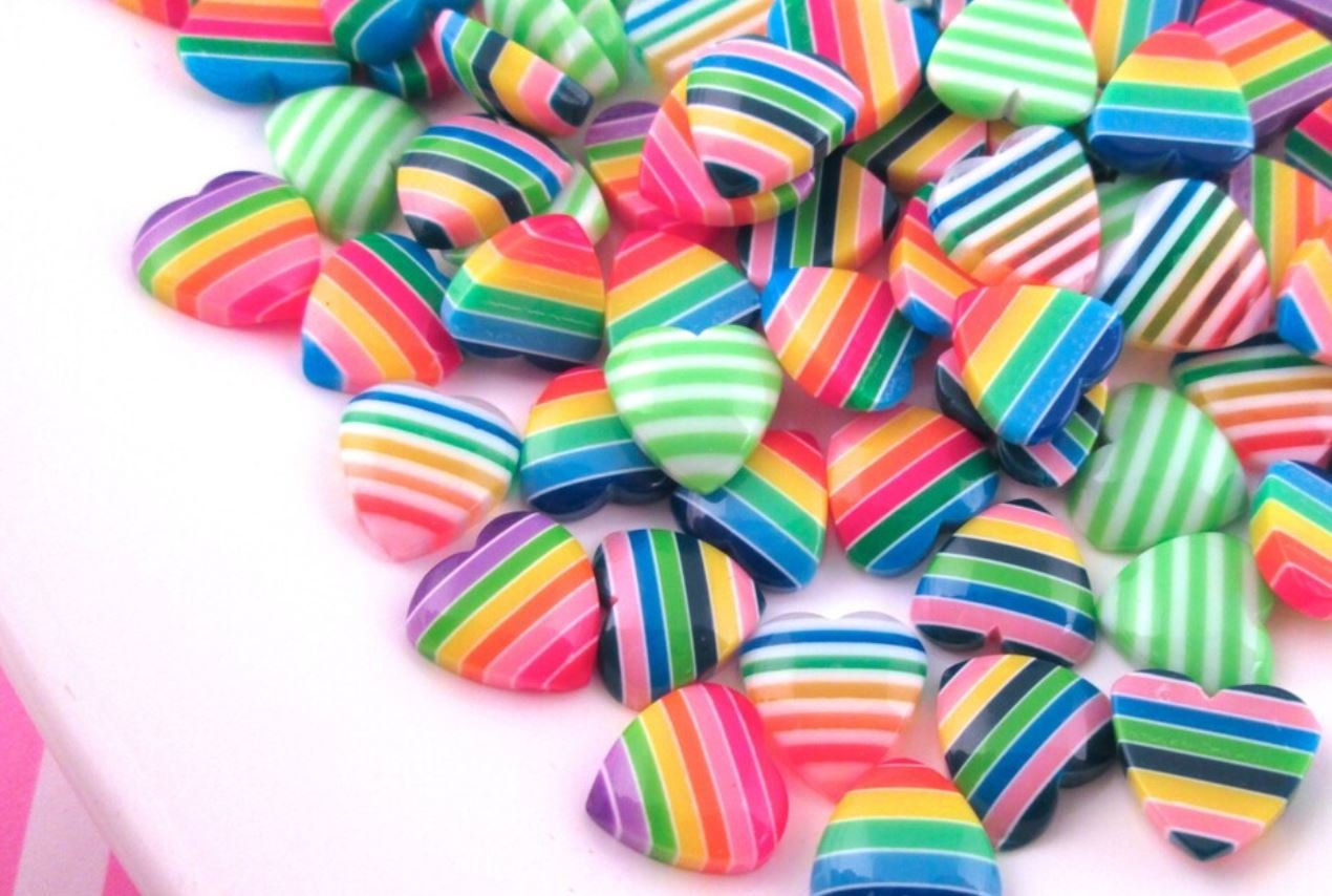 Assorted Heart Cabochons, Rainbow Hearts, Striped Heart Cabochons jocad (20 Pieces)