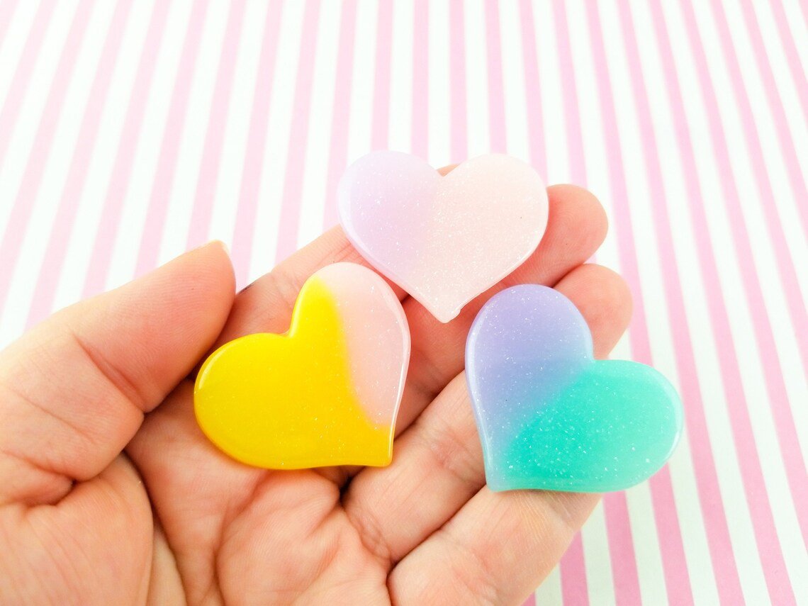 Big Pastel Gradient Glitter Heart Resin Cabochons, Cute Bling Cabs jocad (4 Pieces)