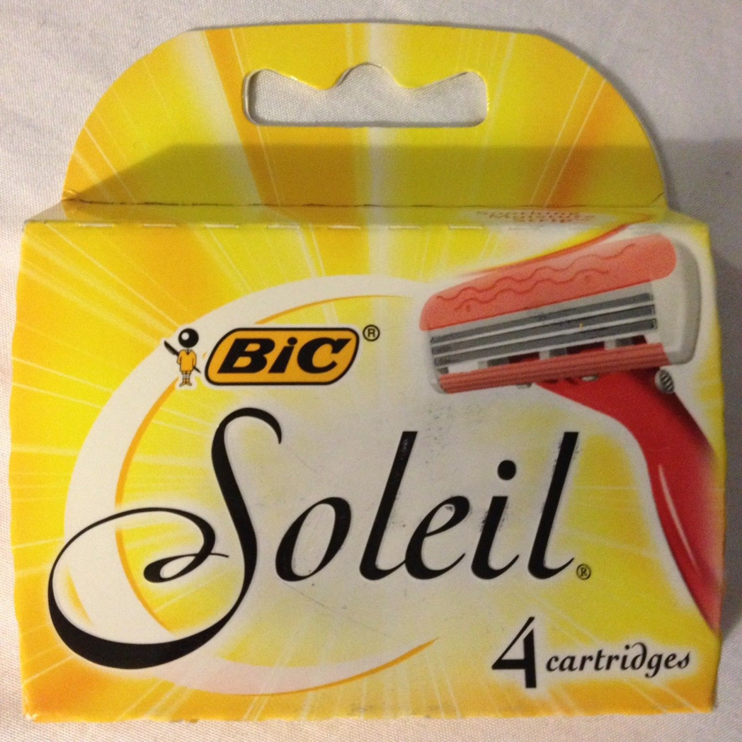 BIC SOLEIL Womens Razor Refill Cartridges 2 Packs = 8 Cartridges Triple