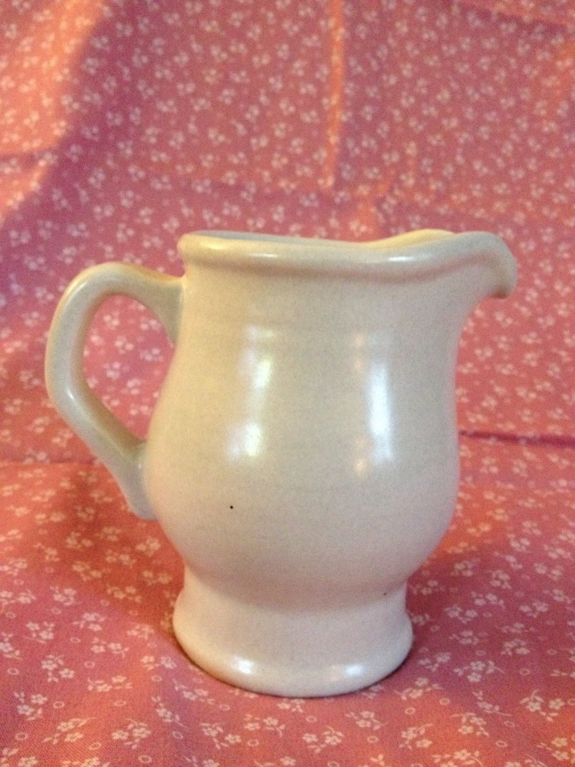 PFALTZGRAFF YORKTOWNE Creamer Cream Pitcher Gray w/ Blue Flowers Floral 24Y