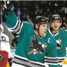 Joe Pavelski 2015-16 Upper Deck #408 San Jose Sharks Hockey Card