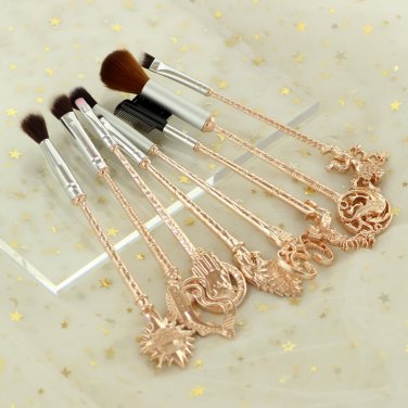 8pc women jewelry Game of Thrones King's Hand/badge/Fish/lion / the sun Makeup/cosmetic brush