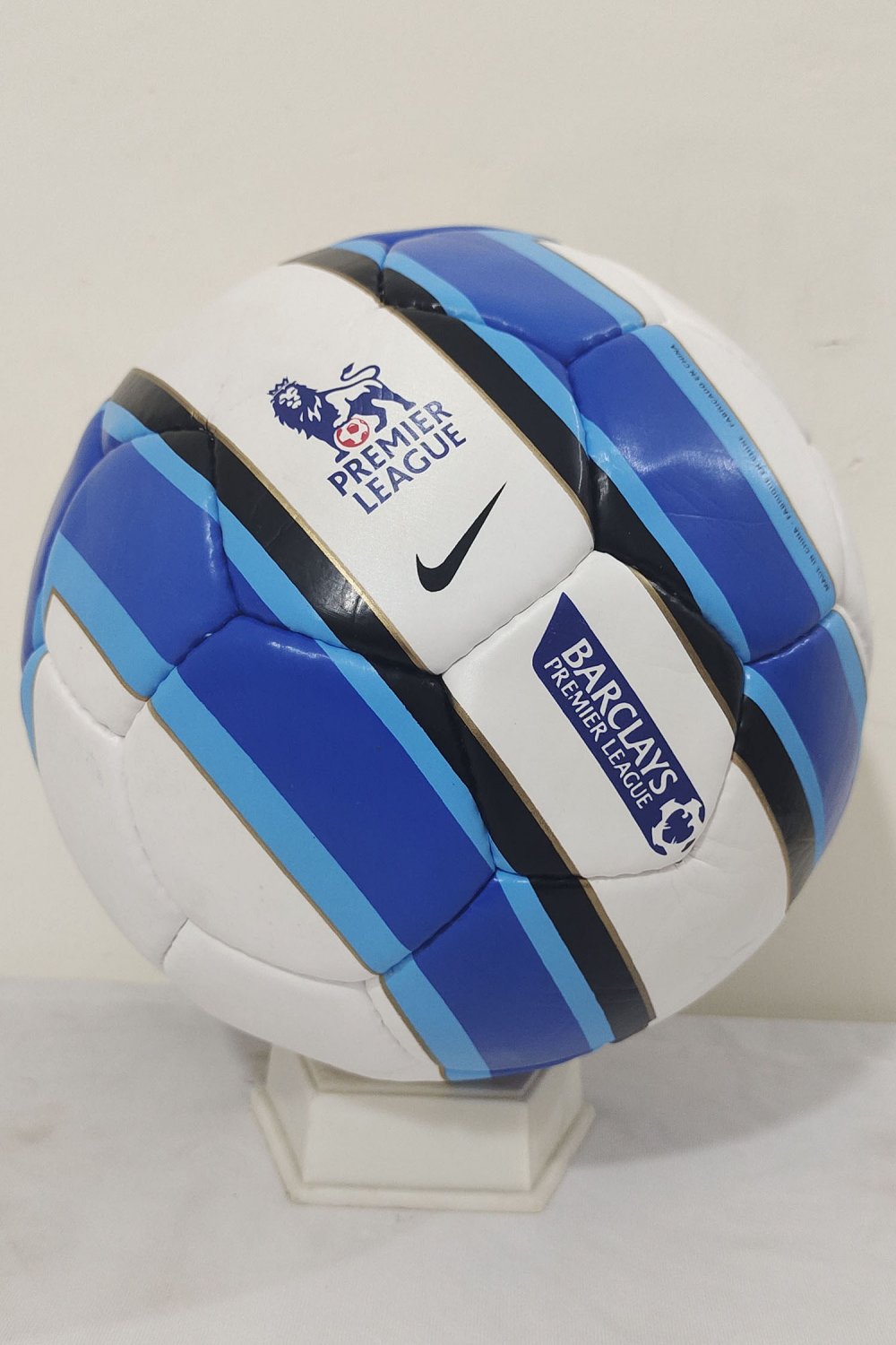 nike aerow soccer ball