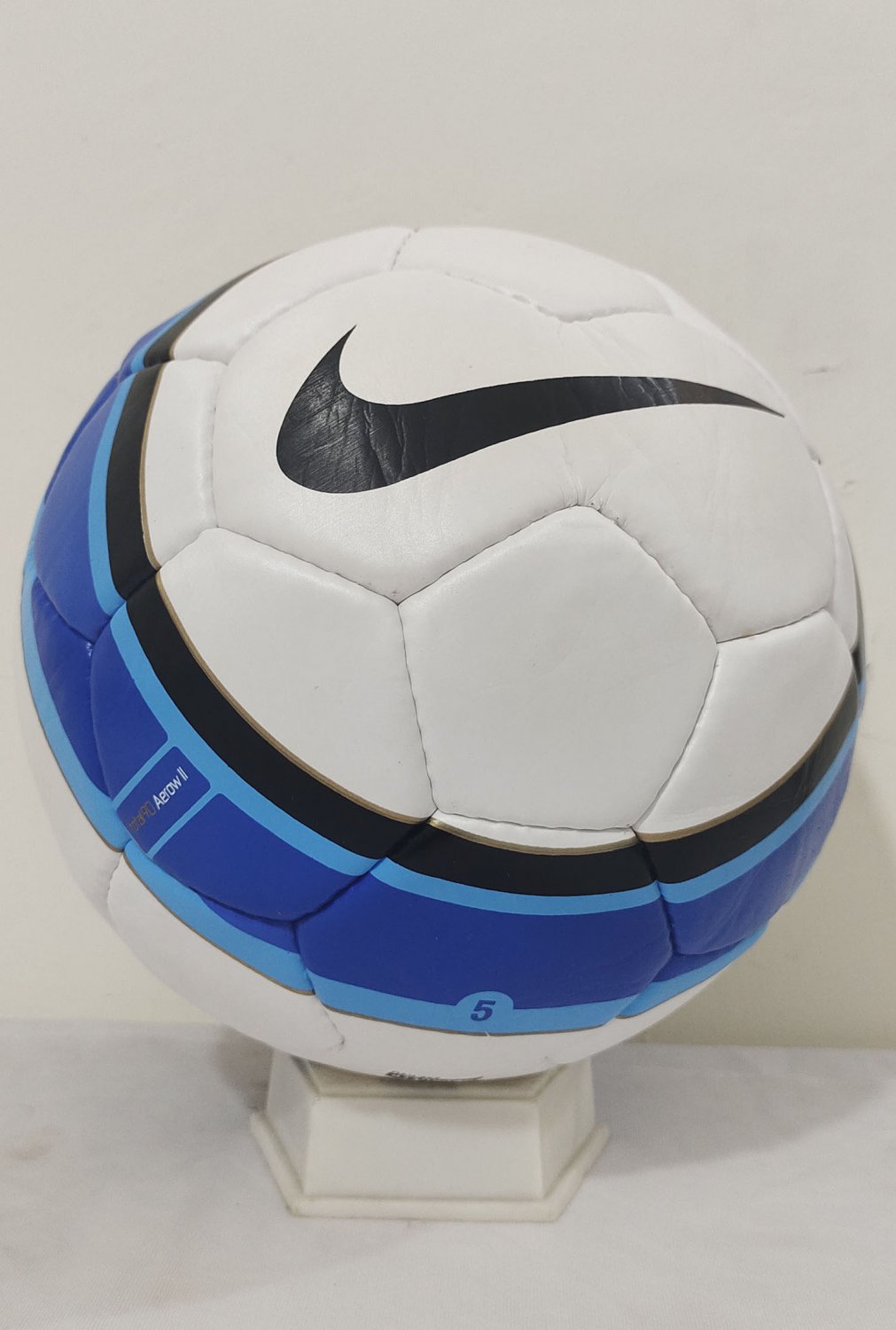 total 90 aerow soccer ball