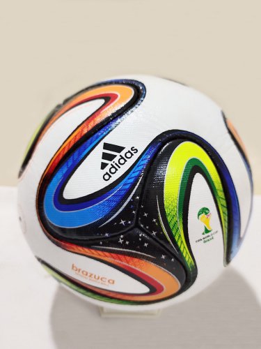 ADIDAS BRAZUCA SOCCER BALL FOOTBALL MATCH BALL SIZE 5 FIFA WORLD CUP 2014