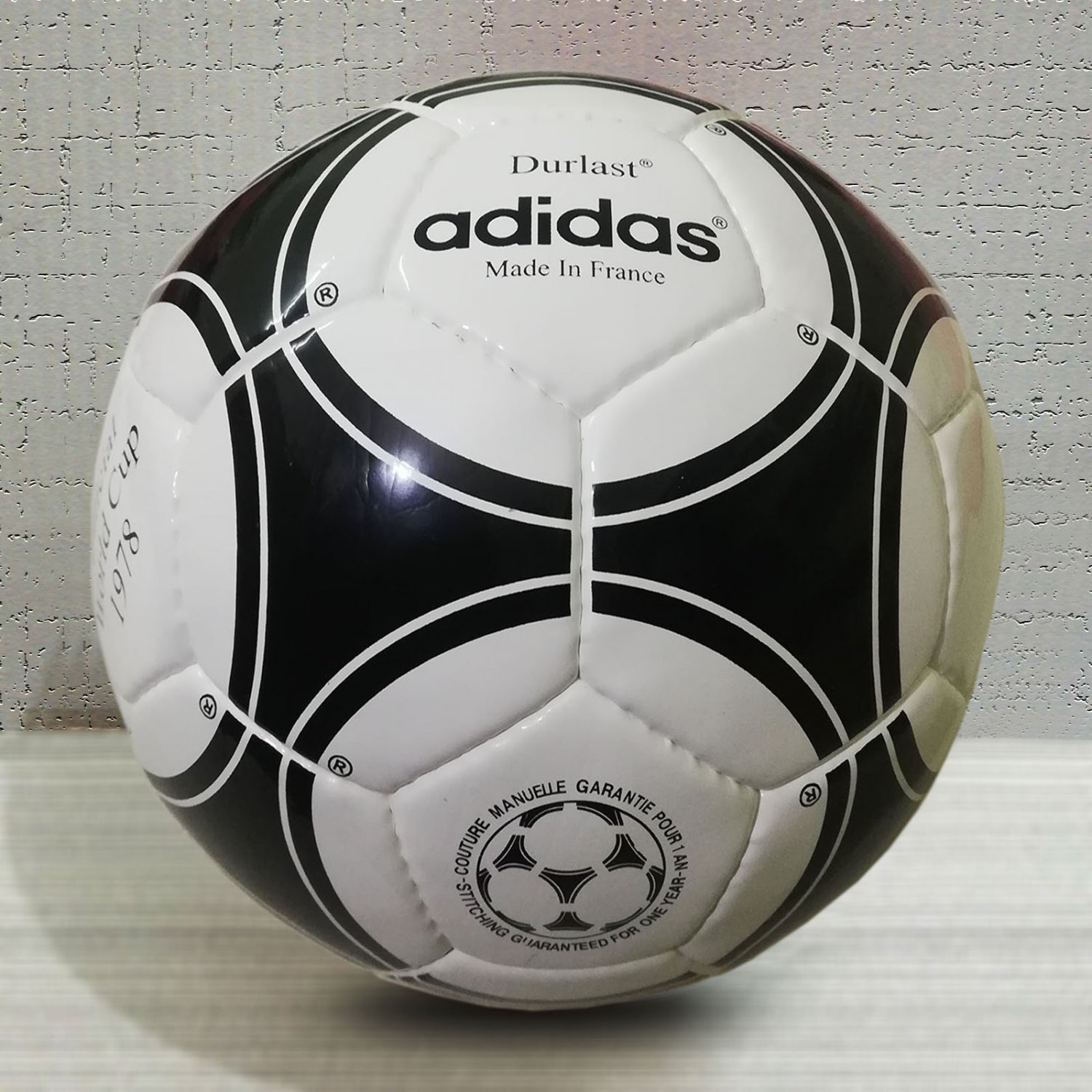 ADIDAS DURLAST ® 1978 | TANGO RIVER PLATE BALL | OFFICIAL WORLD CUP SOCCER