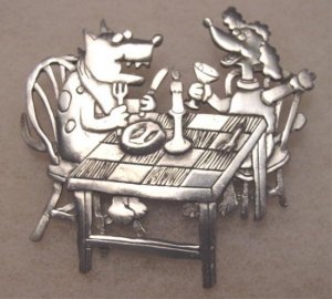 Signed JJ pewter color metal brooch pin vintage jewelry whimsical dogs at dinner table