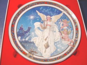 Royal Windsor 1990 Adeste Fideles Christmas angel plate porcelain china Jack Woodson, box