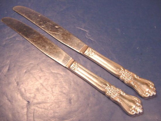 Vintage 1956 Wm. A. Rogers Valley Rose Oneida silver plate flatware 2 knives silverplate knife
