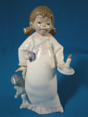 Lladro Time for Bed figurine 6440 girl candle doll retired Daisa porcelain hand made Spain 1996 box