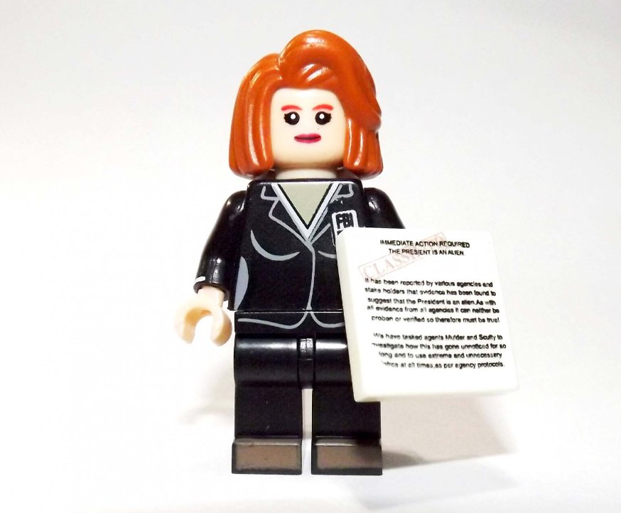 Agent Scully X-Files minifigure horror TV SHow building toy figure
