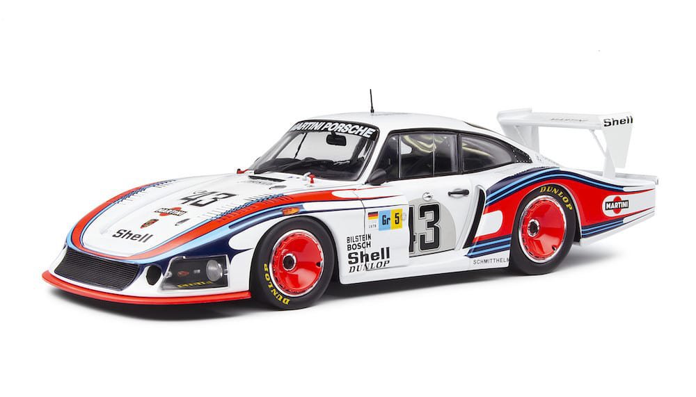 Solido S1805401 Porsche 935/78 Moby Dick #43 Martini 'Stommelen-S