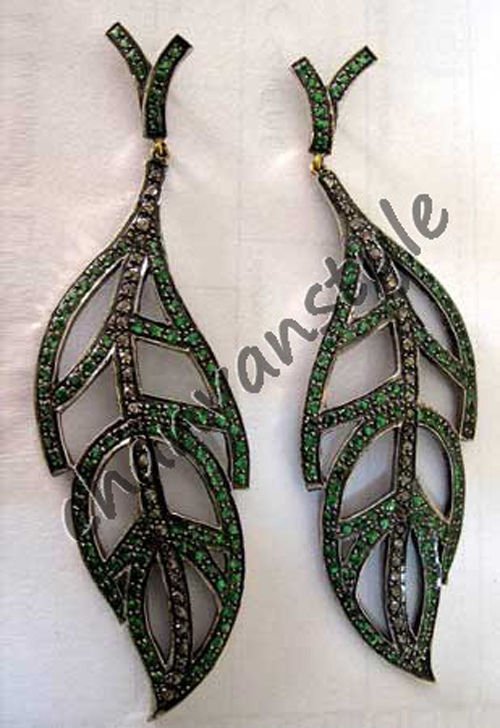 Victorian Look Handcraft 0.80C Rose Cut Diamond 925 Silver Emerald Earring CSJ67