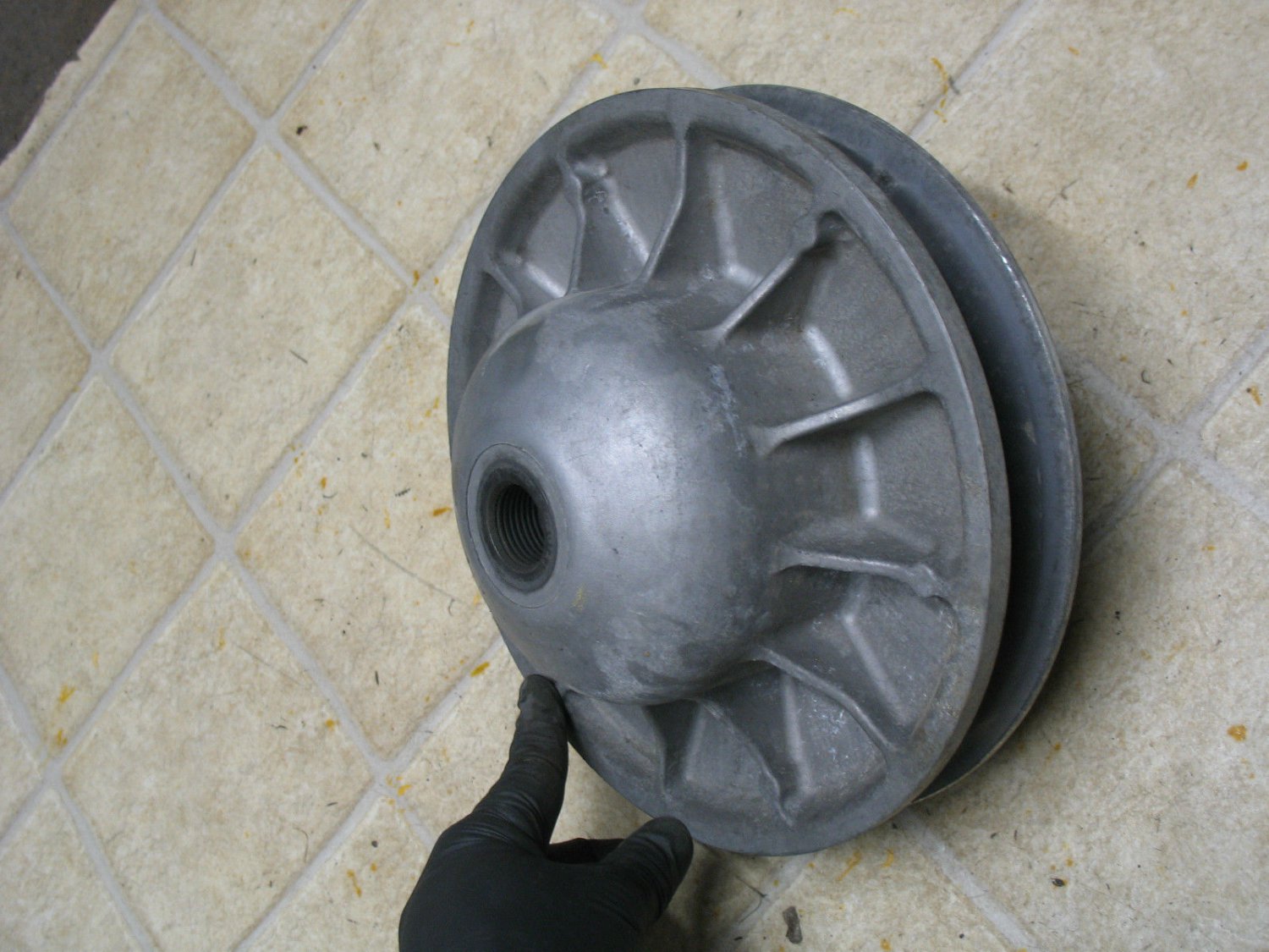 00 POLARIS MAGNUM 325 2X4 SECONDARY DRIVEN DRIVE CLUTCH