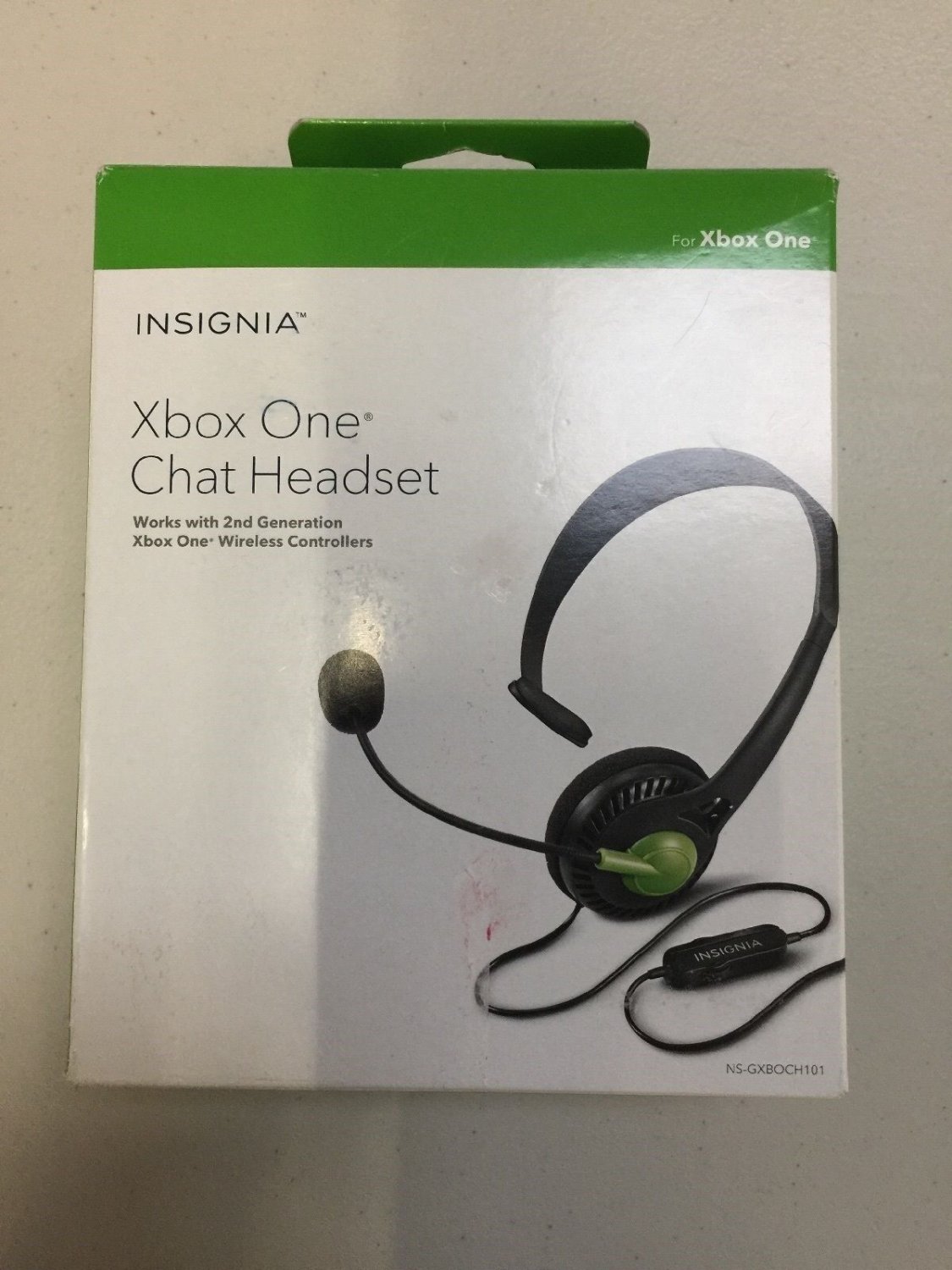 INSIGNIA Wired Chat Headset for Xbox One 16A11A NSGXBOCH101