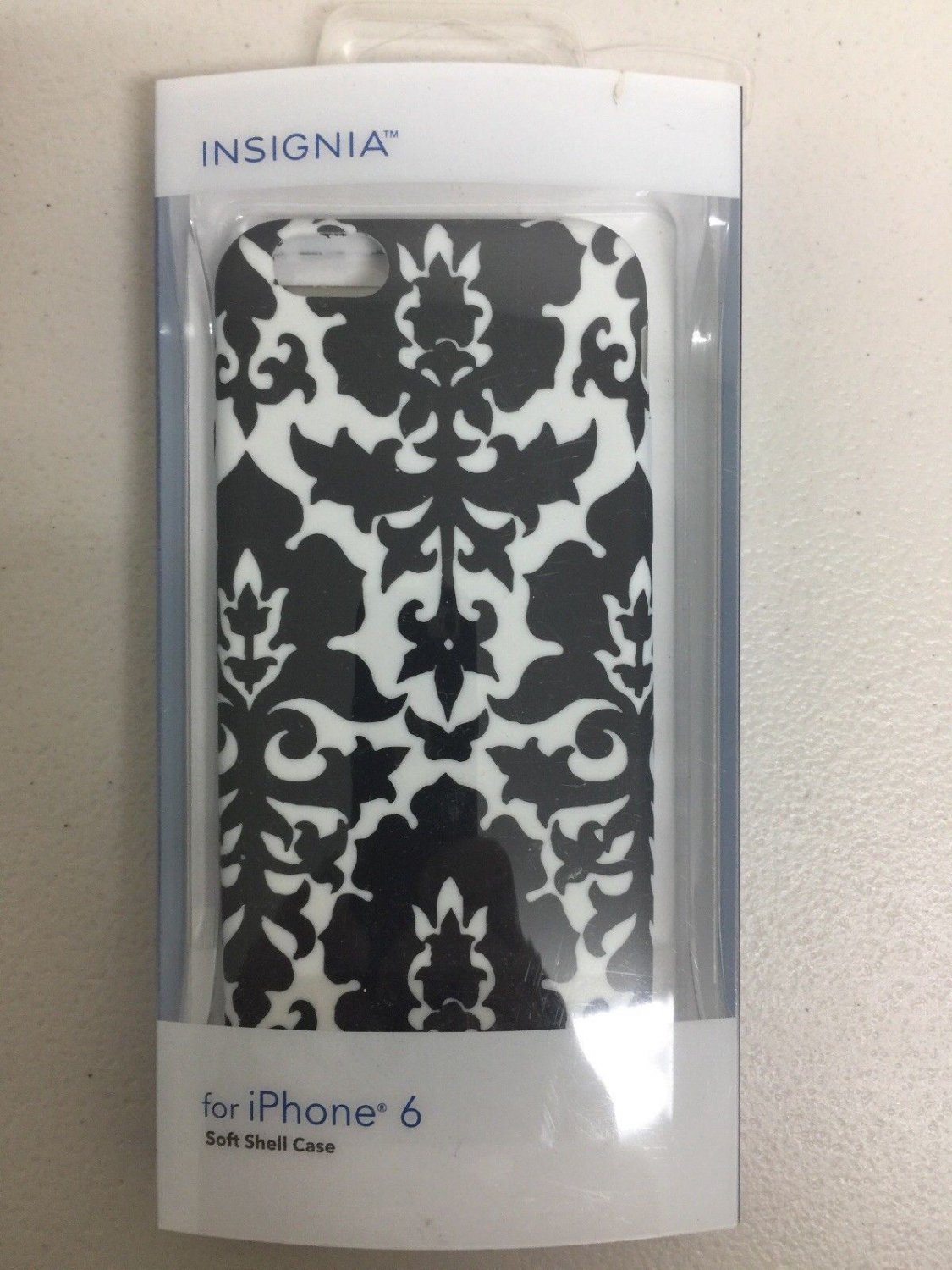 Insignia Fashion Pattern Soft Shell Case for Apple iPhone 6 - Black & White NEW