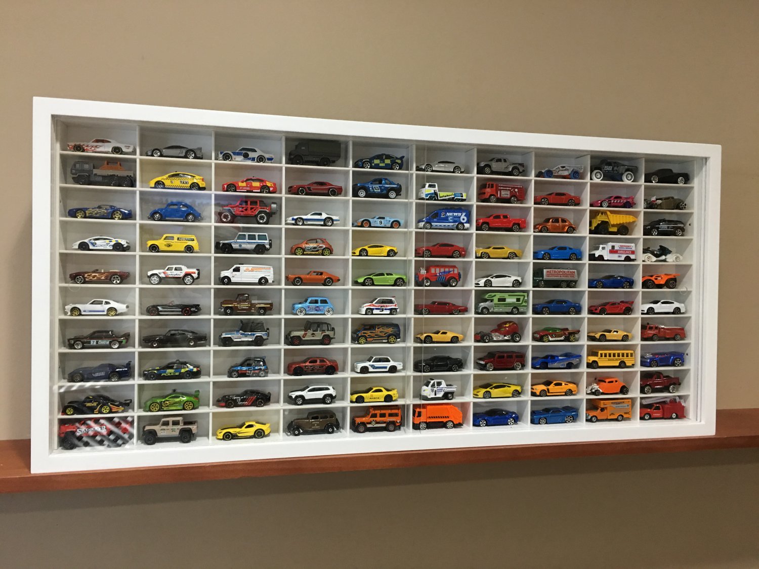 Display case cabinet for 1/64 diecast scale cars (hot wheels, matchbox) - 1...