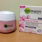 Garnier Skin Natural Sakura White Night Cream