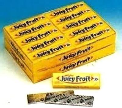 6 PACKS OF 5 STICKS OF WRIGLEY'S JUICY FRUIT CHEWING GUM