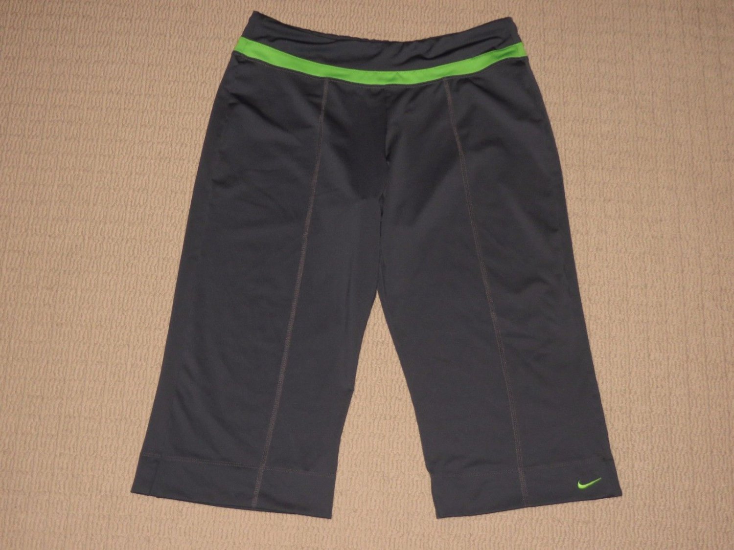 Womens Nike Performance Cropped Capri Pants Large 12-14 Gray Green Athletic