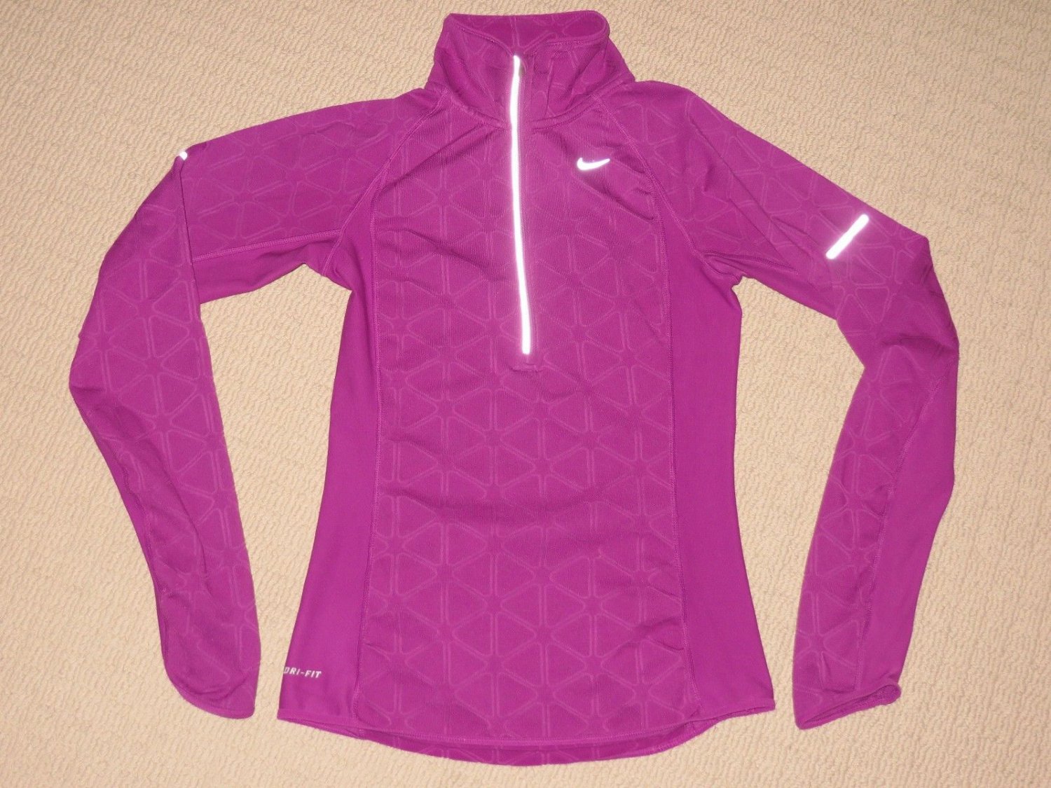 Womens Nike Dri-Fit Element Thumb Holes 1/4 Zip Long Sleeve Pullover XS Pink