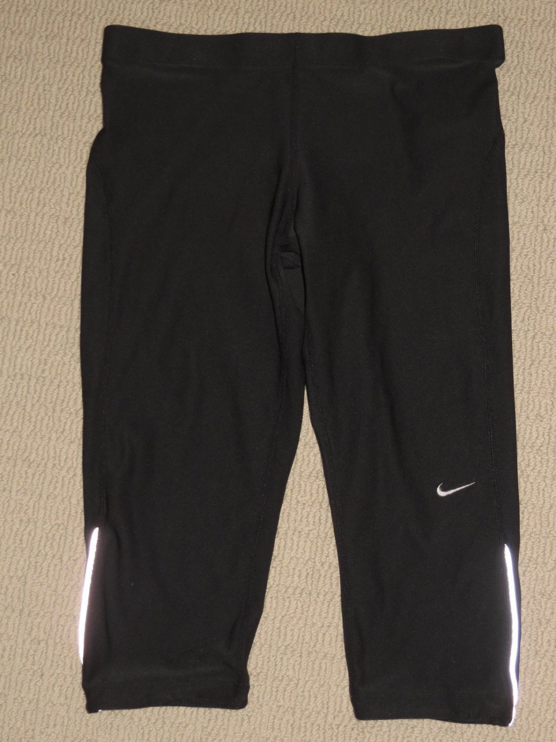 Womens Nike Dri-Fit Compression Crop Capri Leggings Medium Black Back Zip Pocket