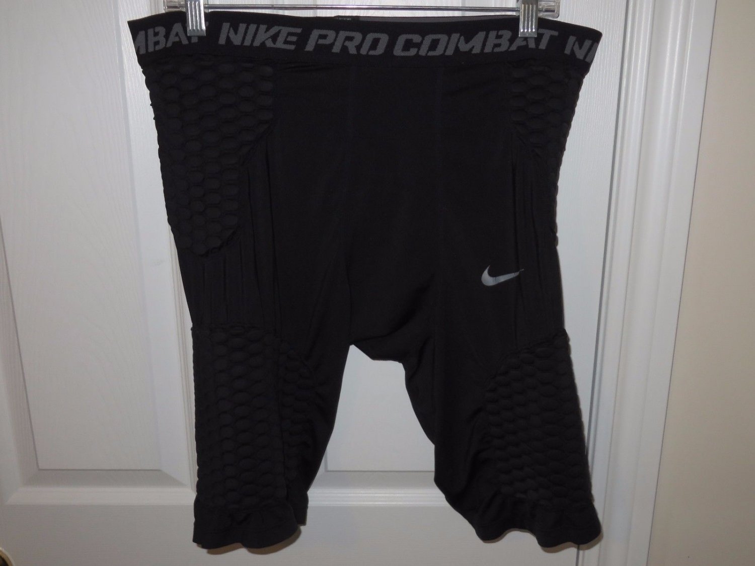 Mens Nike Pro Combat Dri-Fit Padded Pads Compression Girdle Shorts XL Black