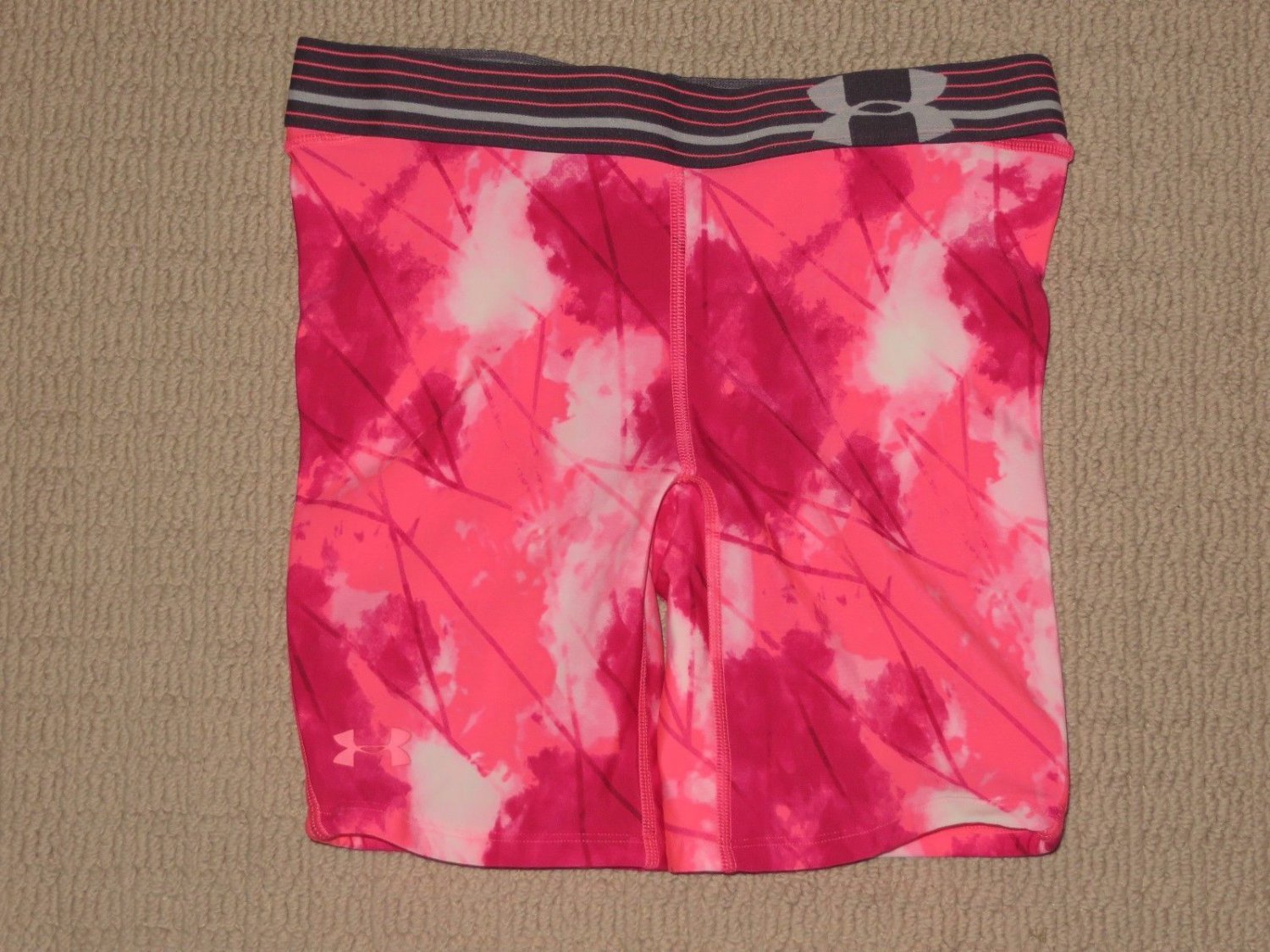 Womens Under Armour Padded Sliding Base Layer Compression Shorts Small Pink
