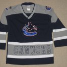 NHL Hockey Vintage Vancouver Canucks Sewn Jersey Shirt Youth Small 8 Mighty Mac