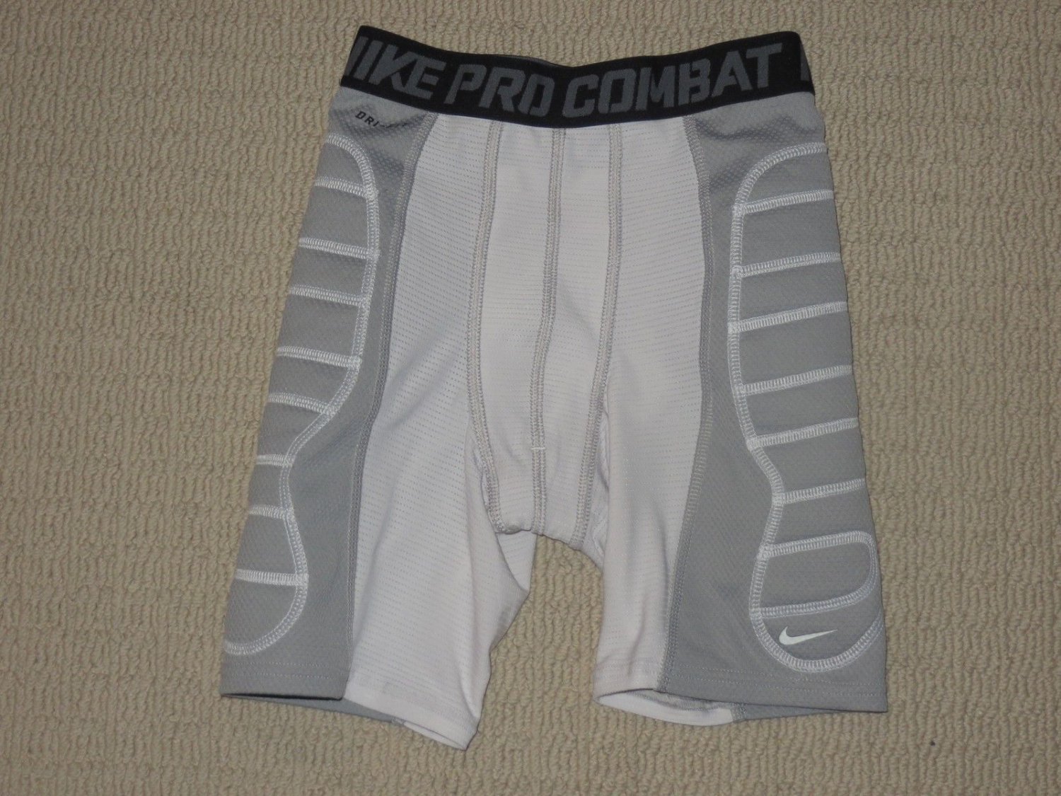 Boys Nike Pro Combat Dri-Fit MLB Cup Pocket Padded Compression Shorts XL White