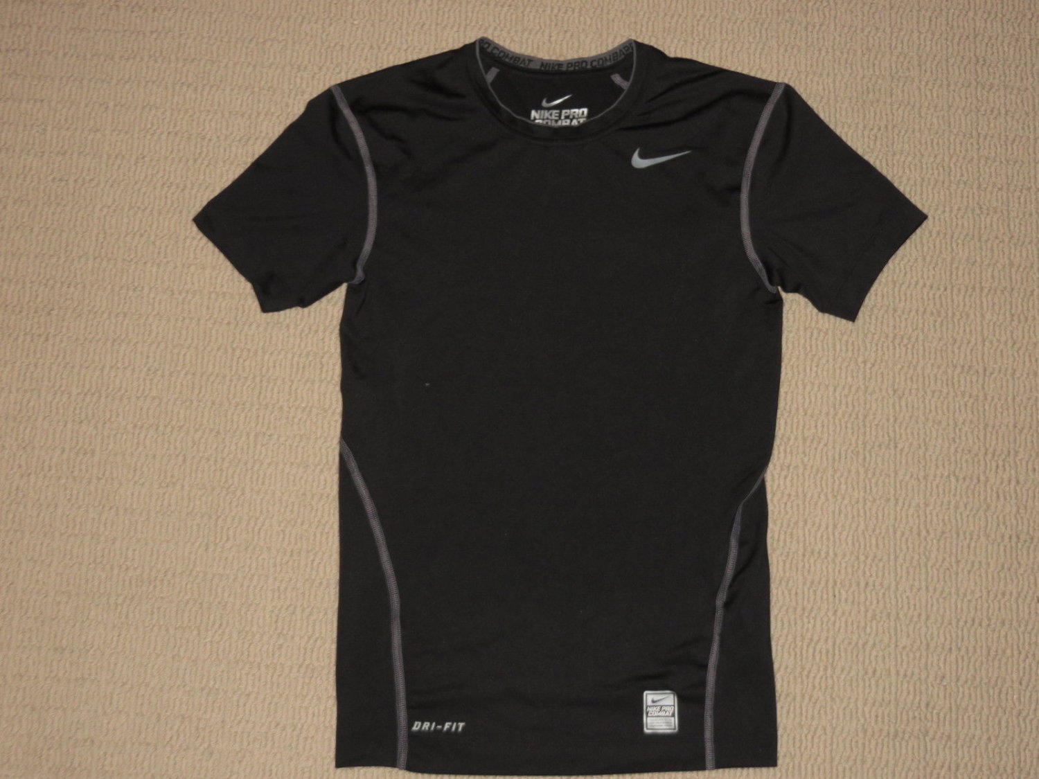 Mens Nike Pro Combat Dri-fit Compression Base Layers SS Shirt S Small Black