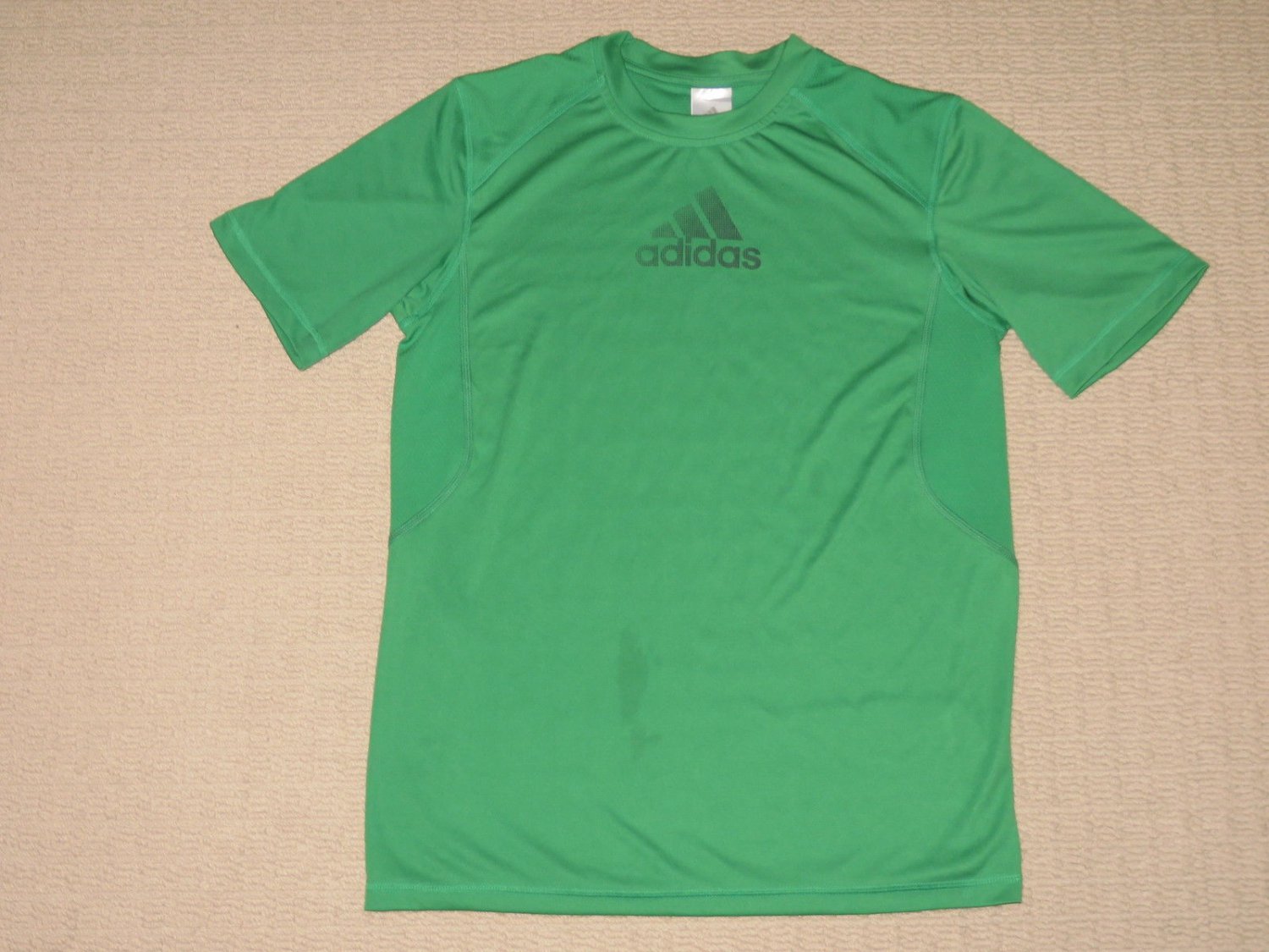 Boys Adidas Athletic Running Training Short Sleeve Shirt Youth XL XLarge Green