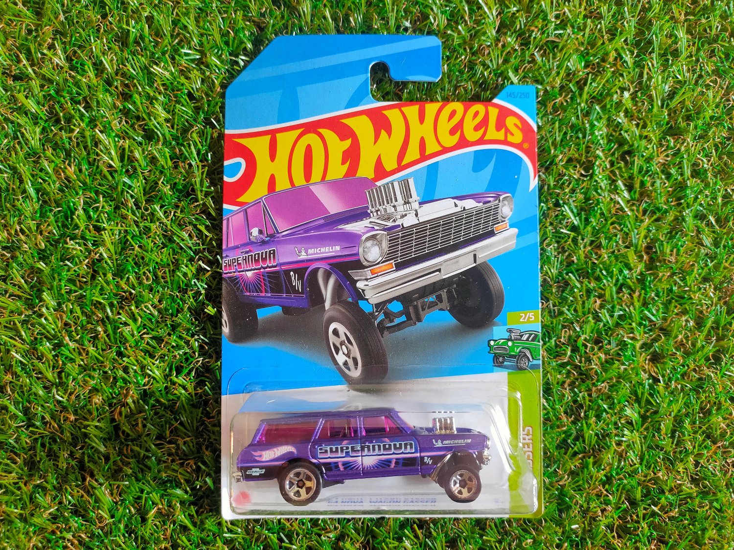Hot Wheels '64 Nova Wagon Gasser