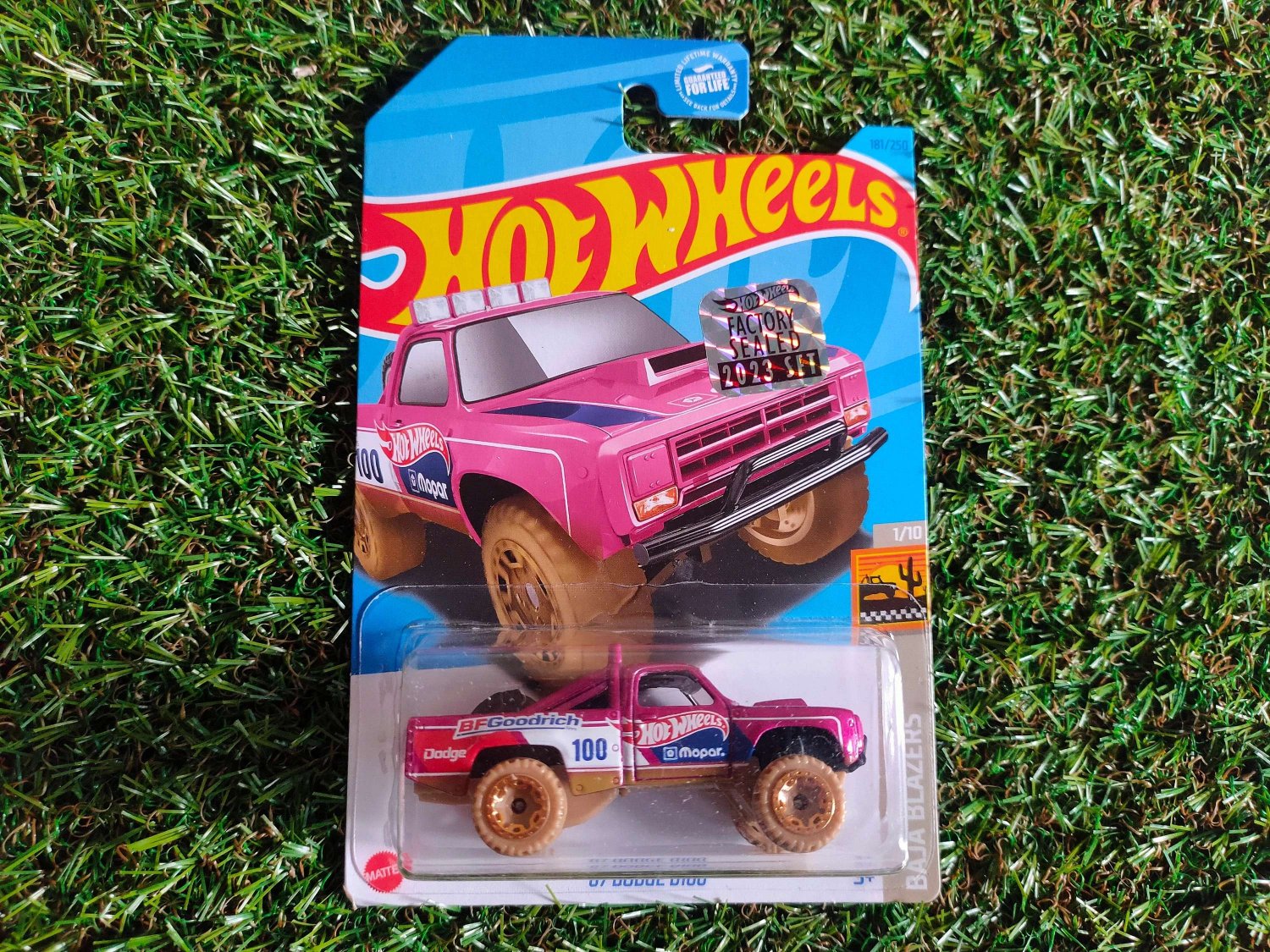 Hot Wheels '87 Dodge D100