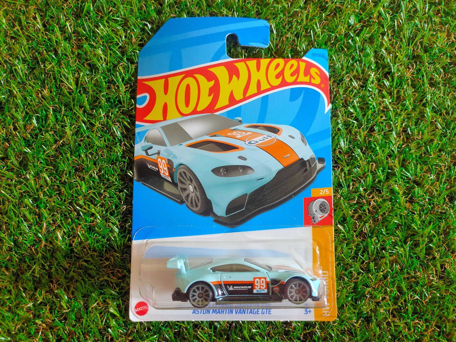 Hot Wheels Aston Martin Vantage GTE
