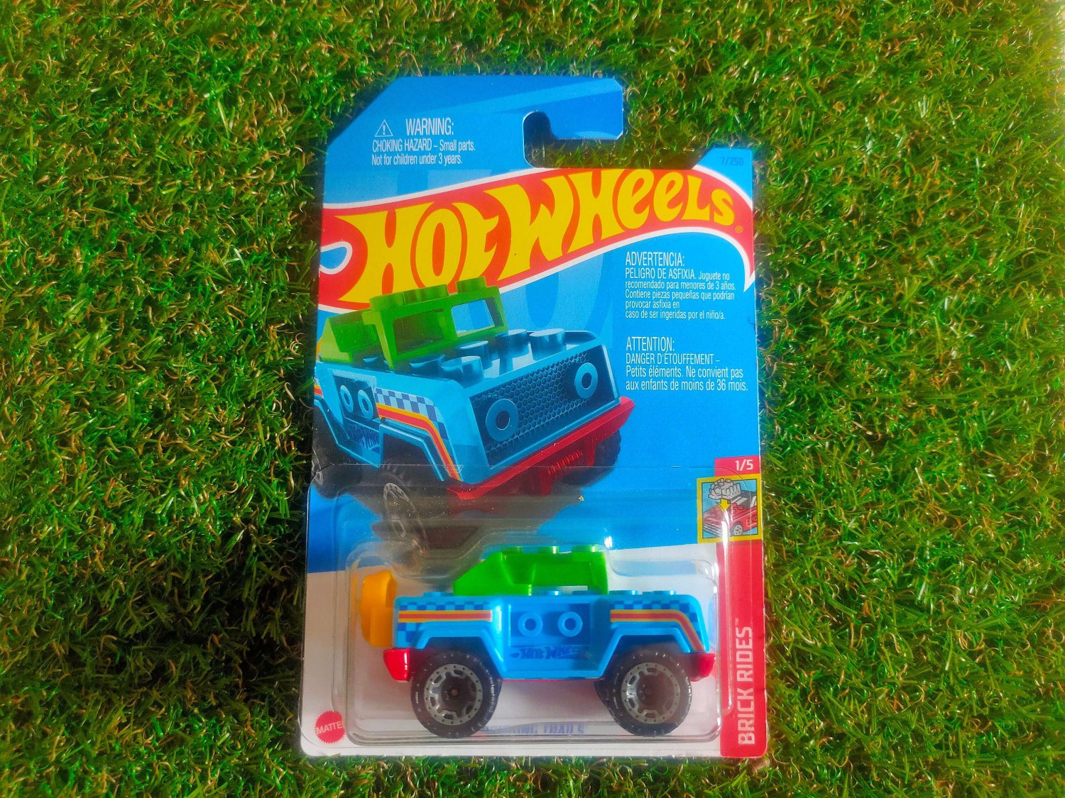 Hot Wheels Bricking Trails