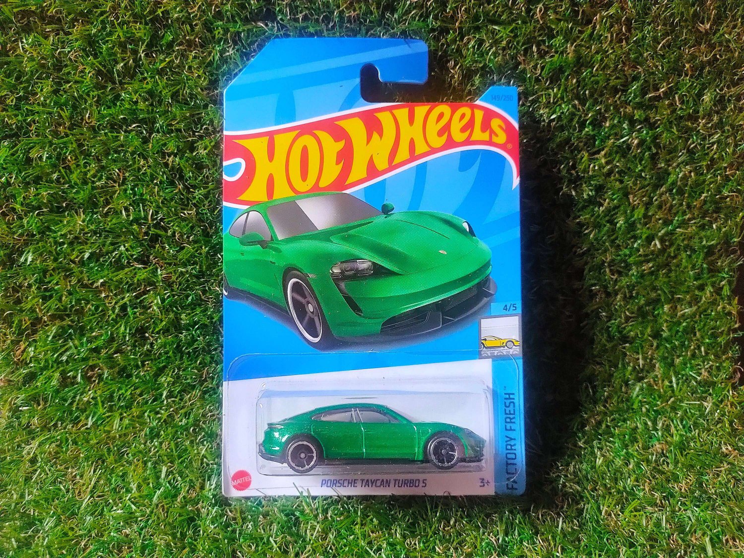 Hot Wheels Porsche Tycan Turbo S