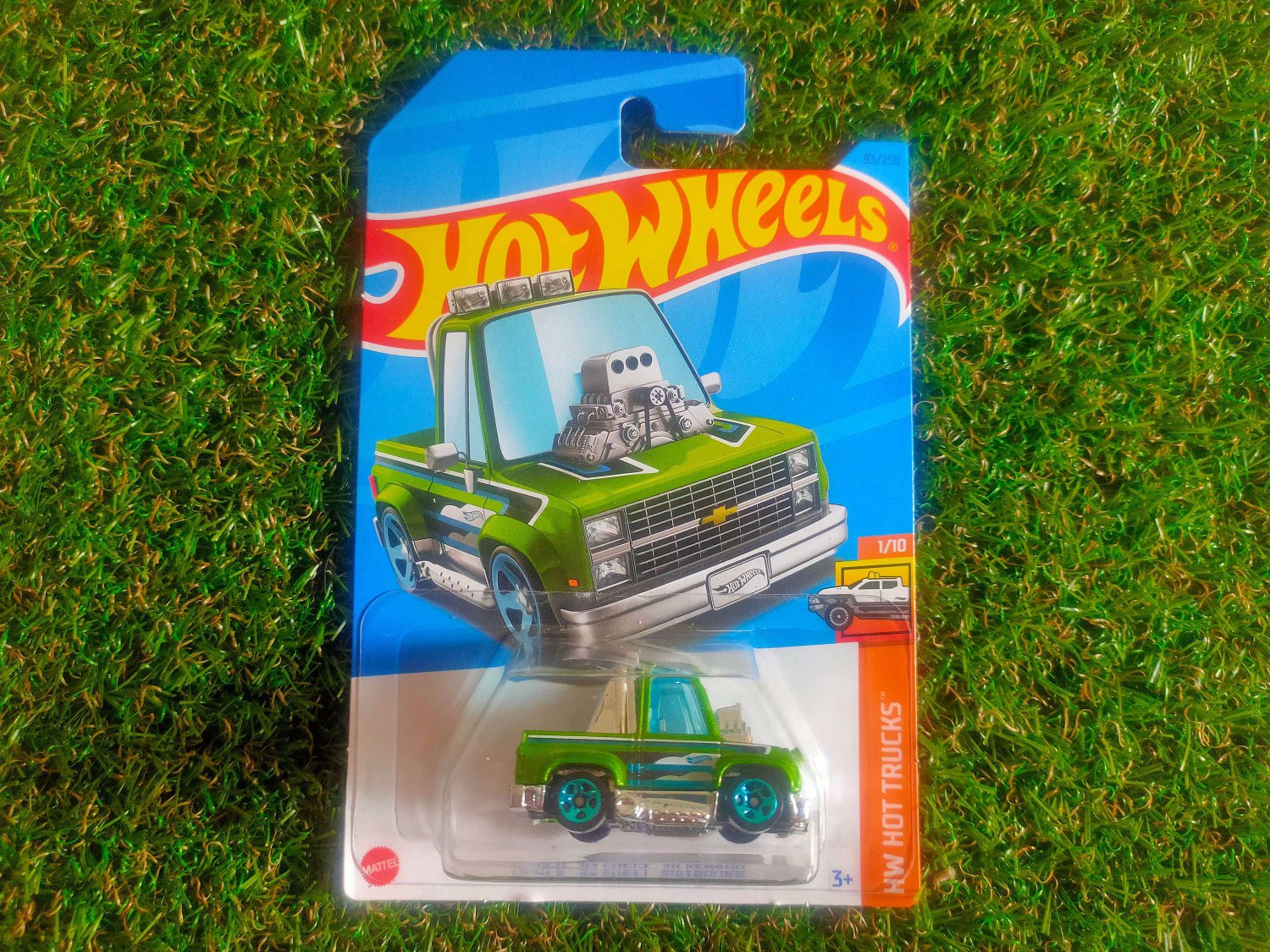 Hot Wheels Toon'd '83 Chevy Silverado