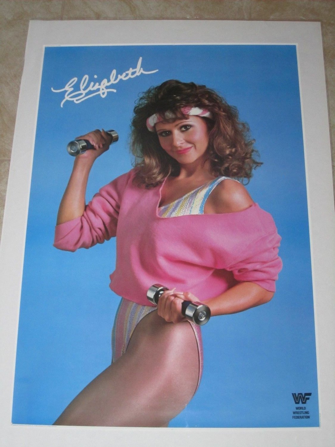 DON'T LET THIS ONE GET AWAY Up for product is a VINTAGE BRAND NEW POST...