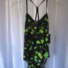 Nike Competitive Junior Size Black & Green One Piece Swim/Bathing Suit Sz 36/10