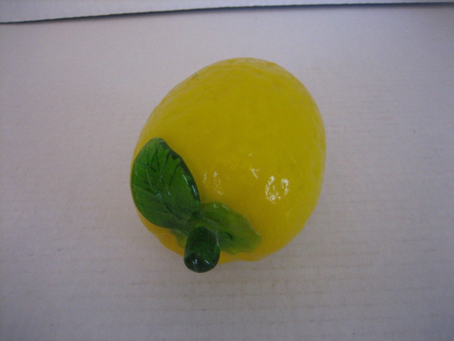 Vintage Hand Blown Glass Life Size Fruit Yellow/Green Lemon 5.5 in.L. Pre-Owned
