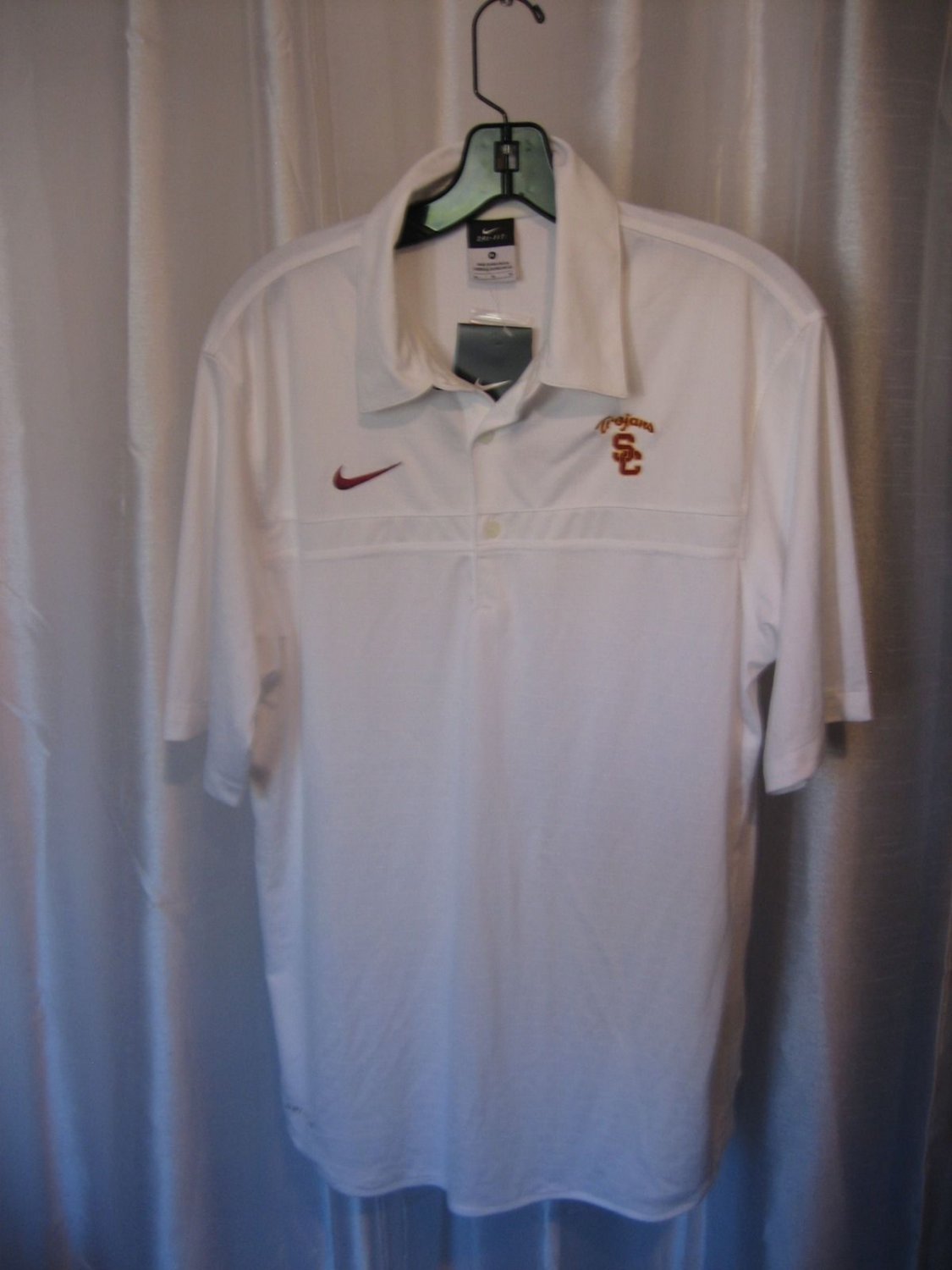 Nike USC Trojans Women's White Short Sleeve Collar Basketball Shirt Sz M NWWT