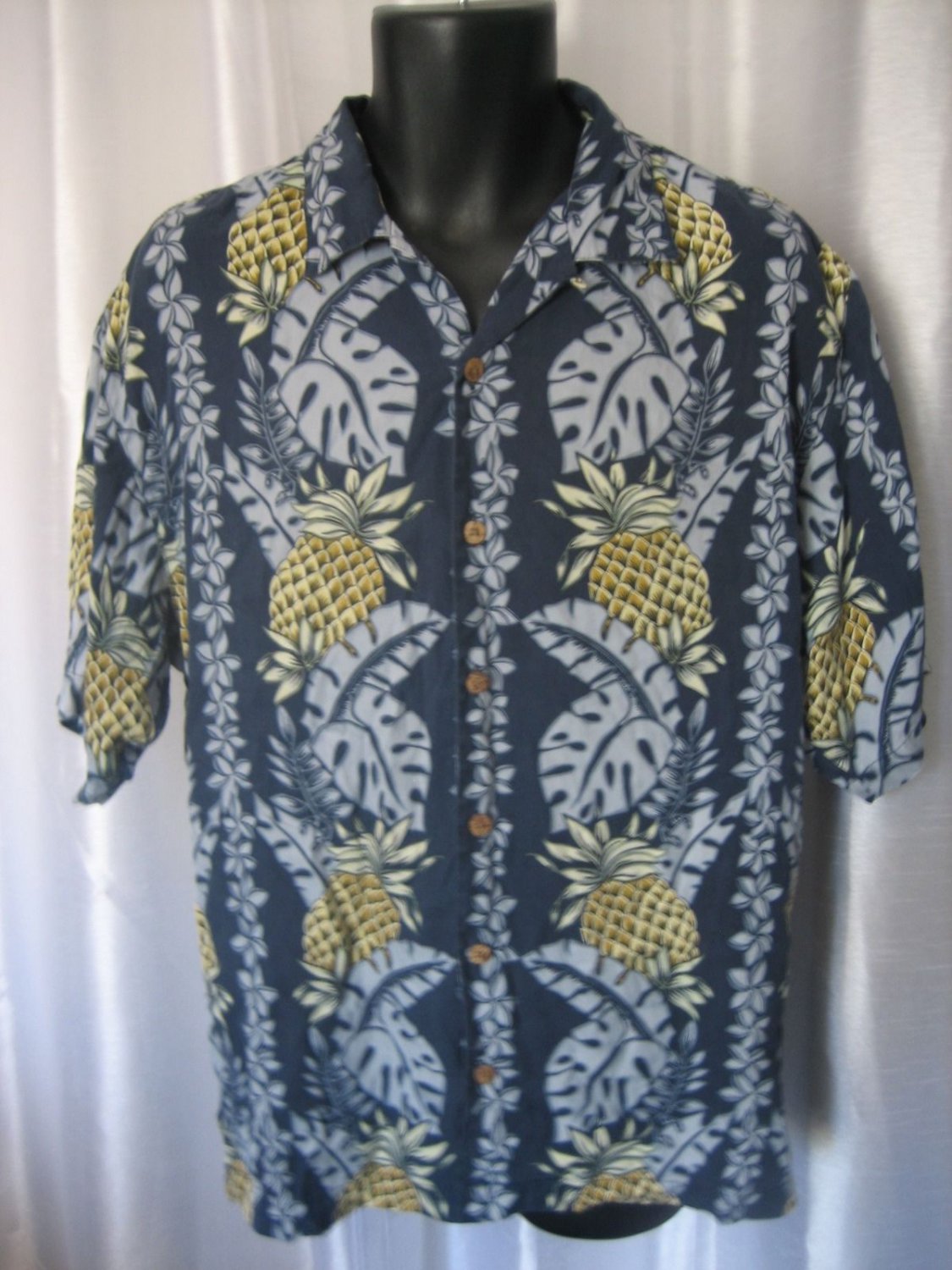 Tommy Bahama Men's Blue Hawaiian 100% Silk Button Down Shirt Sz M Pre-Owned