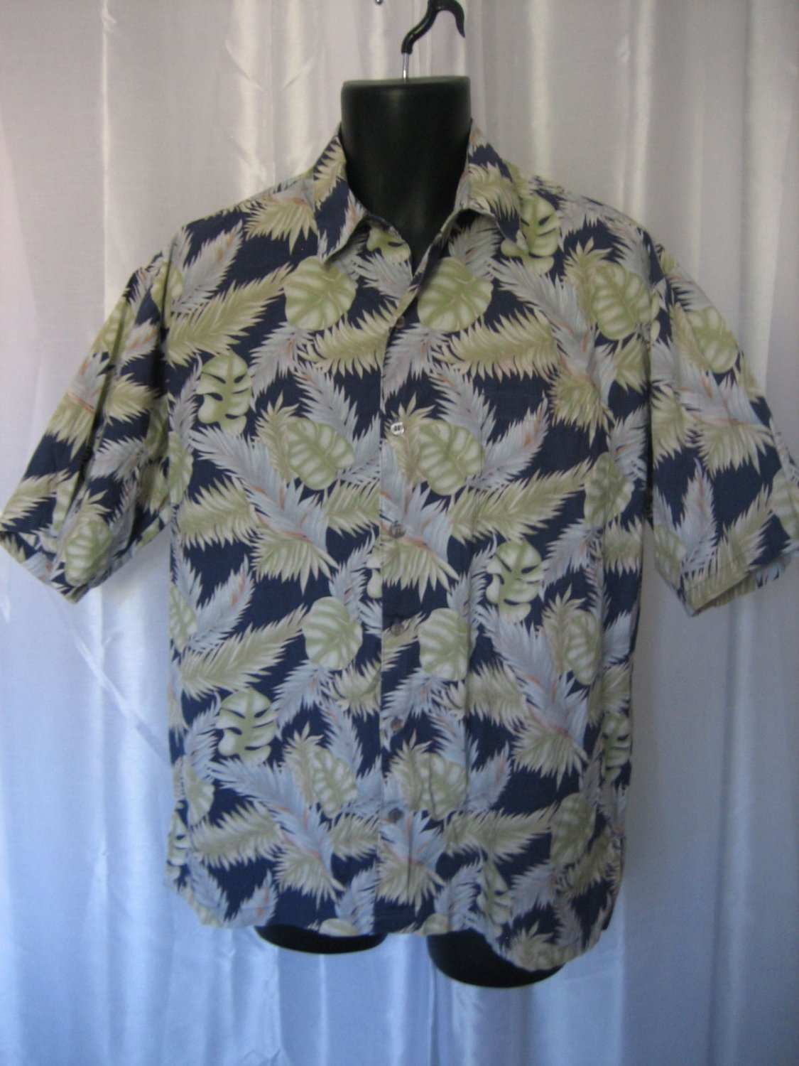 Cooke Street Men's Leaf Print Hawaiian Button Down Shirt Sz M Pre-Owned Cotton