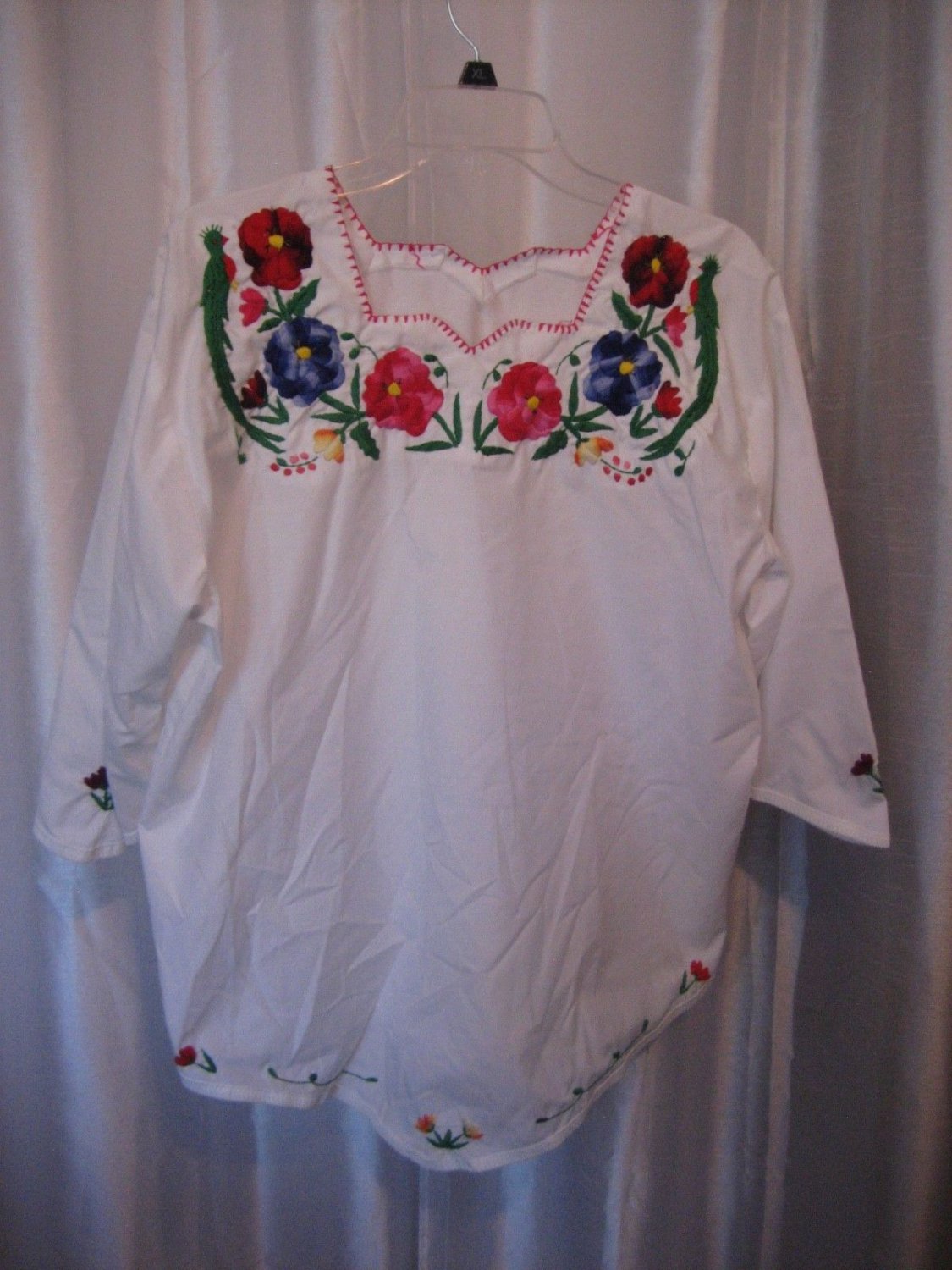 Handmade Junior Size White Shirt w/Multi Color Embroidered Flowers SzXL PreOwned