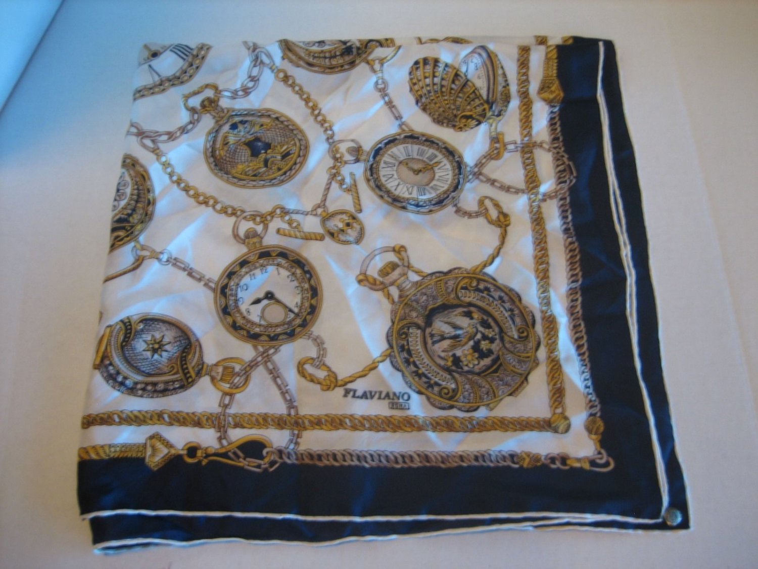 Flaviano Roma Women's Silk Blue/Gold/White Watch Scarf 30 in.Square Pre-Owned