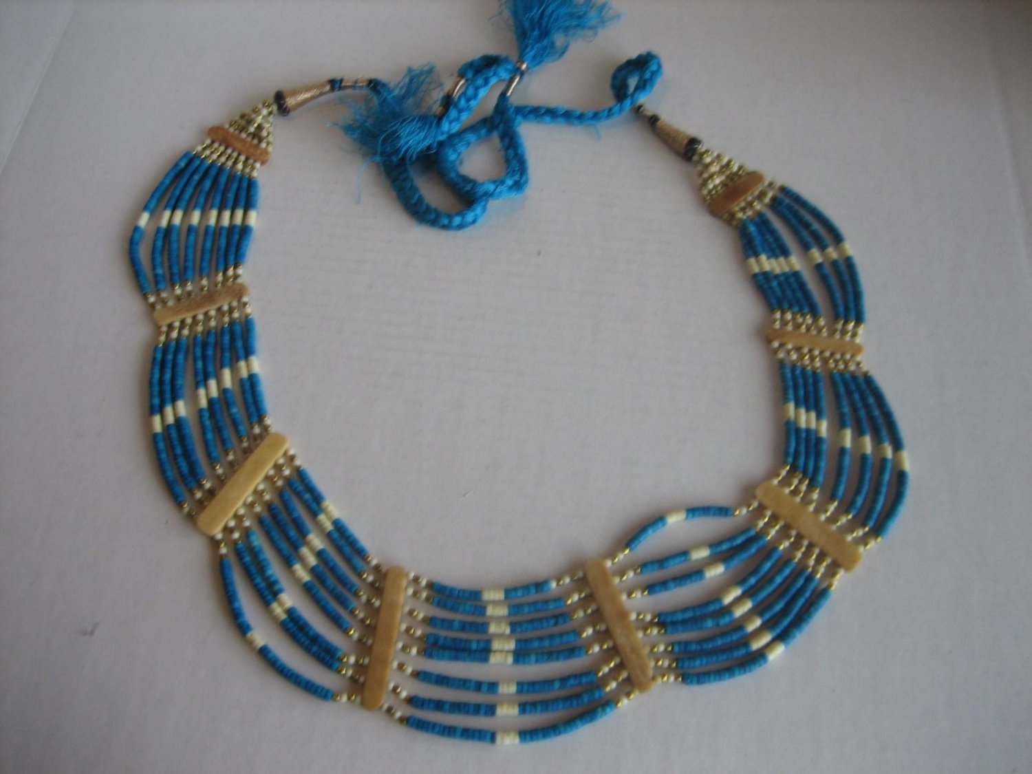 Vintage Women's Blue & Cream Bead & Bone Decorative Belt Free Size Pre-Owned