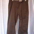 Lee Women's Brown Capri/Cropped Pants 97% Cotton/3%Spandex Sz 13/14 Pre-Owned